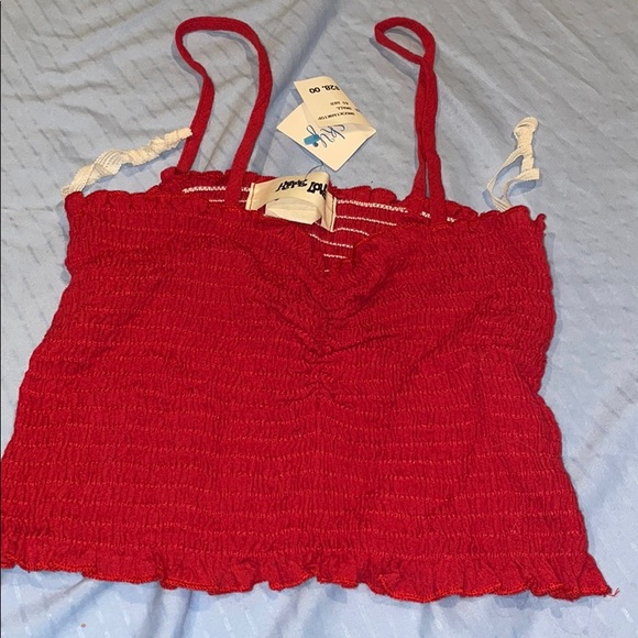 red tank - Picture 1 of 2